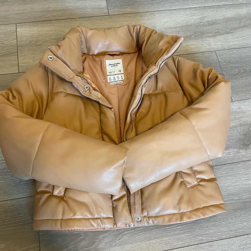 Abercrombie mini puffer jacket